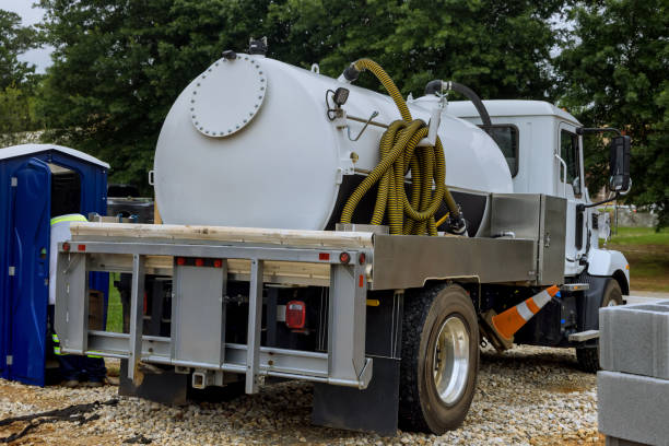 Best Portable toilet rental cost  in Sandoval, IL